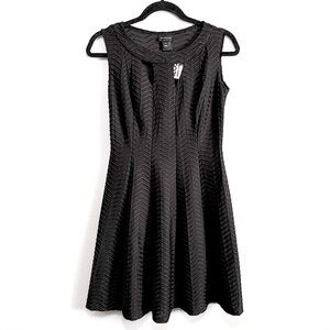EnFocus Studio Black Pin Tuck Textured Knit Sleeveless Dress